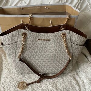 Michael Kors Jet Set Large Signature Logo Shoulder Bag